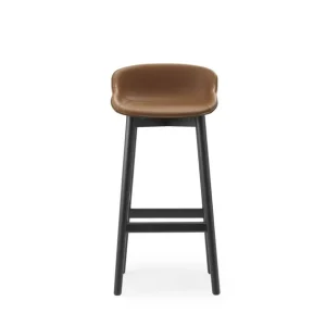 Normann Copenhagen Hyg Barhocker Voll gepolstert SH: 75 cm – Brandy-Leder/Schwarze Eiche Knallerangebot